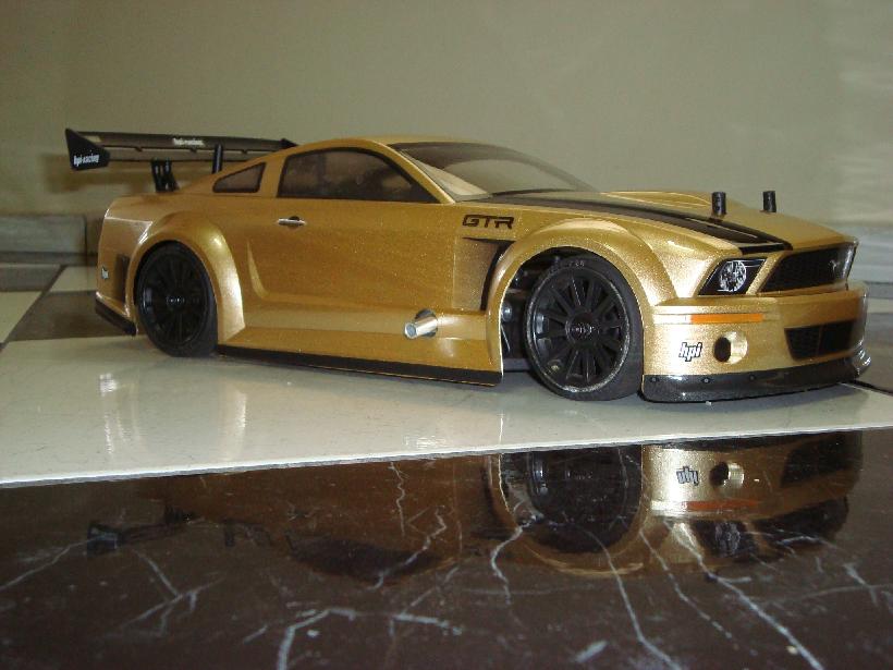 mustang1.jpg