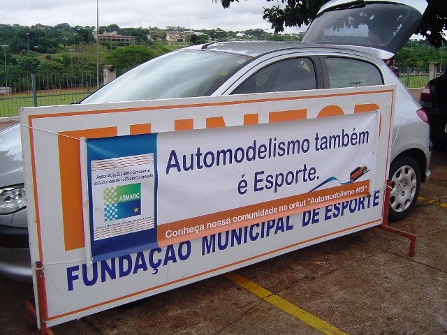 domingo_na_avenida pq.jpg