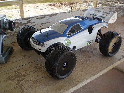 kyosho 27.jpg