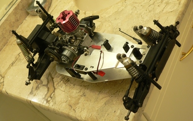 Remontagem do chassis - Com motor.