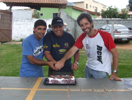 que delicia o bolo.....rsrsrsr