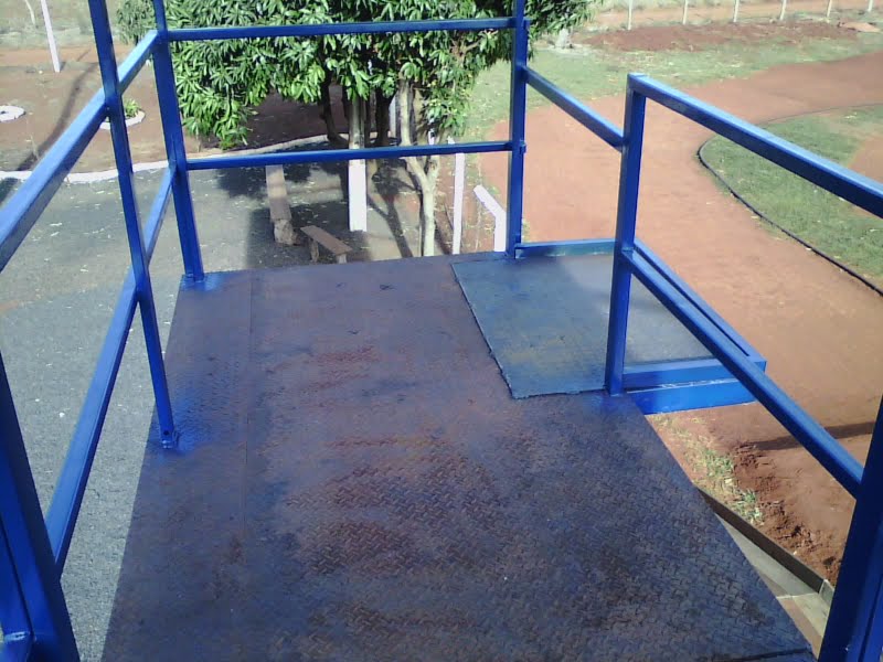 adaptação no palanque.jpg