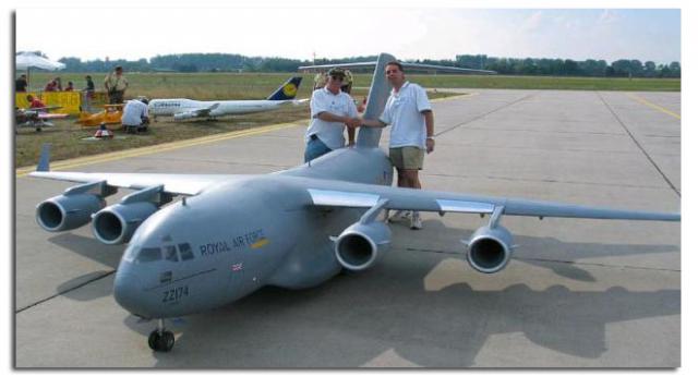 giant-scale-rc-airplanes5.jpg