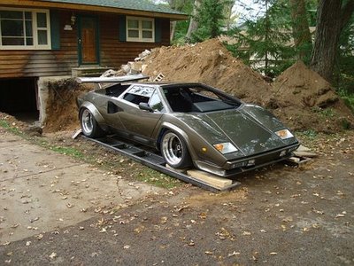 8-lamborghini-saindo-do-sotao.jpg