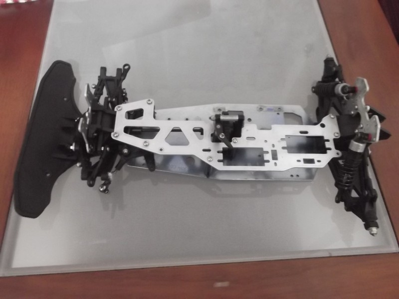 Modelo parecido com o Superten, para que possa avançar nesta recuperação, estou precisando do C-hub front. Esta peça é complicada, pois existe diferença entre as partes e podem não dar o encaixe.