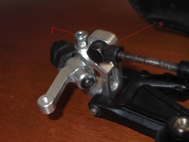 1- Parfuso M2 usado em nossos carros suspensão.
<br />2- "E"-Clip de um eixo-pino de alicate de grimpar cabos rede.
<br />3- Parafuso de de uma velha alicate de grimpar cabos de novo... formato Hexagonal.